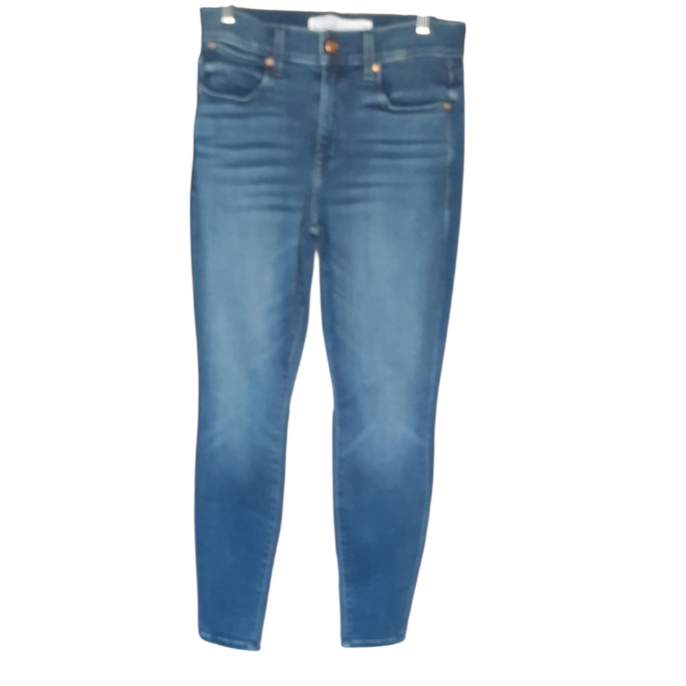 AYR Women's Skinny Jeans - Medium  Wash. Size 28. Very Good Condition Chiller